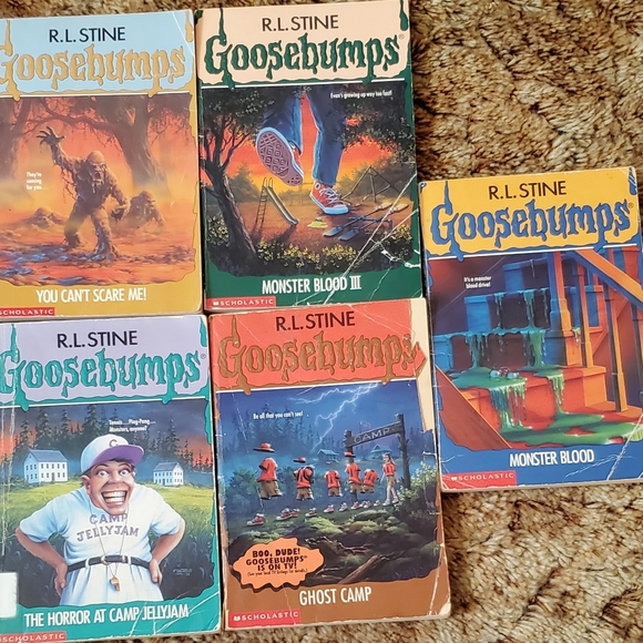 COPY - R.L. stine goosebumps books lot: paperback